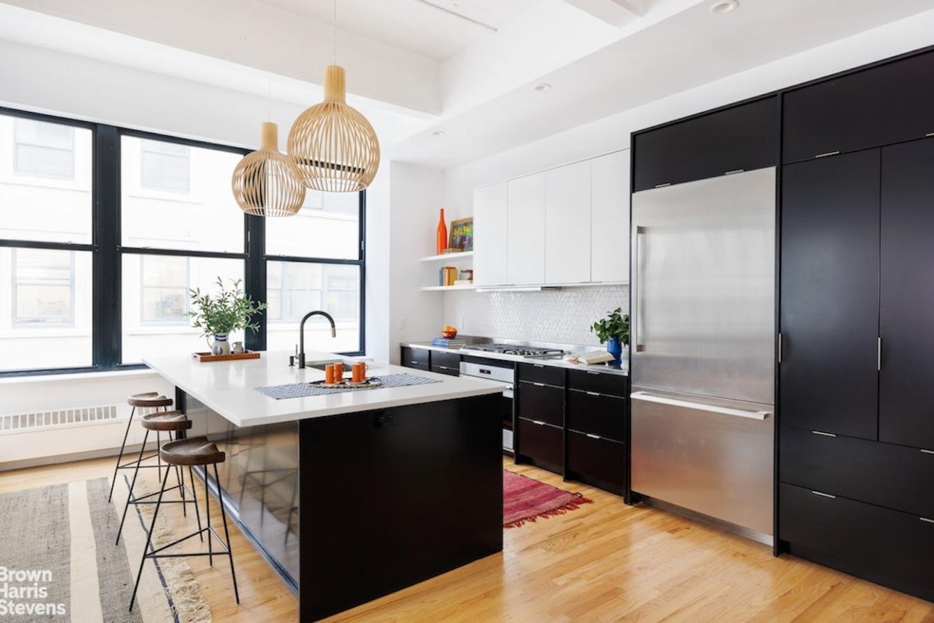 Dumbo, New York, 11201, United States, 2 Bedrooms Bedrooms, ,2 BathroomsBathrooms,Residential,For Sale,1985792