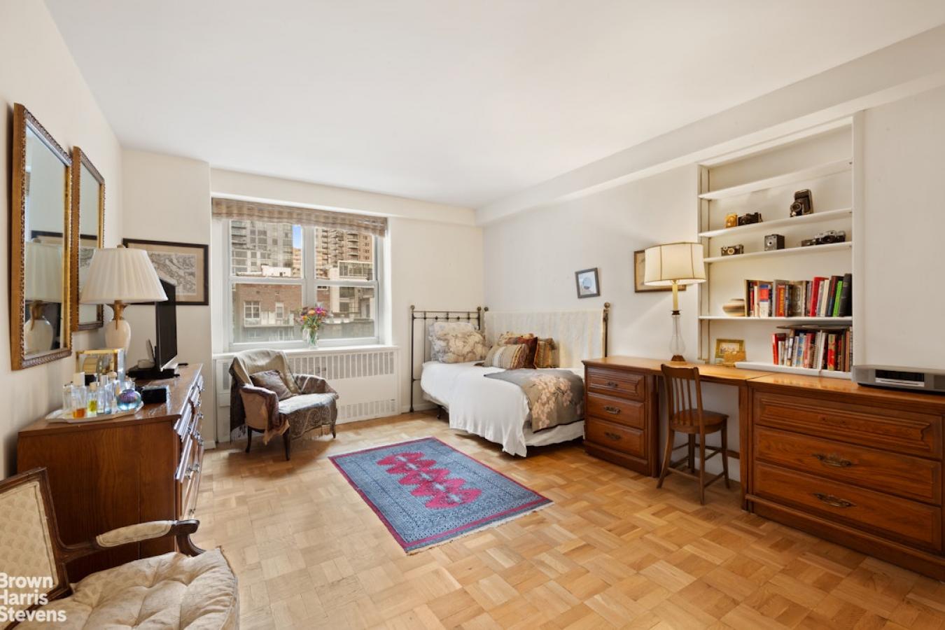 New York, New York, 10028, United States, 3 Bedrooms Bedrooms, ,3 BathroomsBathrooms,Residential,For Sale,1985789