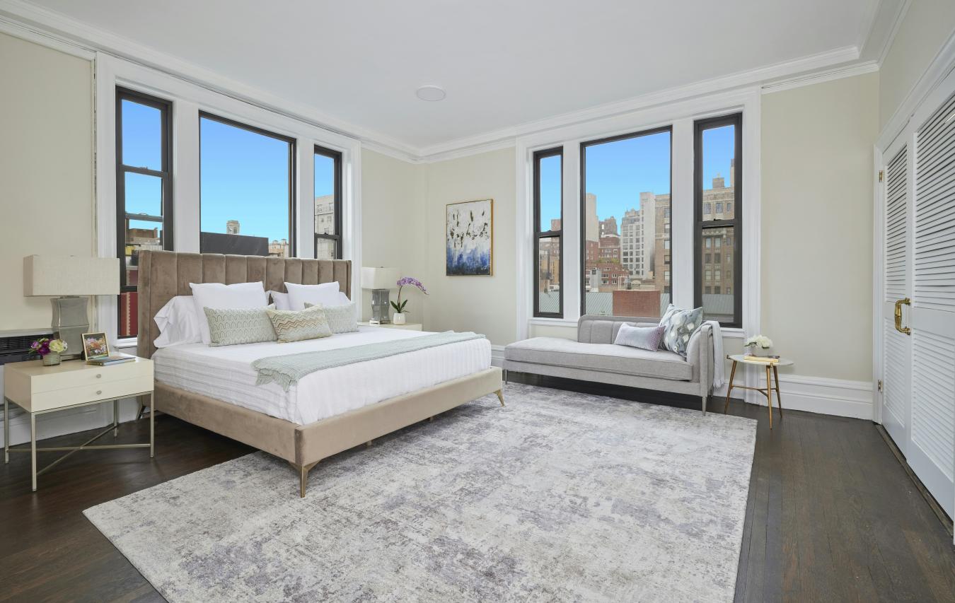 New York, New York, 10028, United States, 2 Bedrooms Bedrooms, ,2 BathroomsBathrooms,Residential,For Sale,1985791