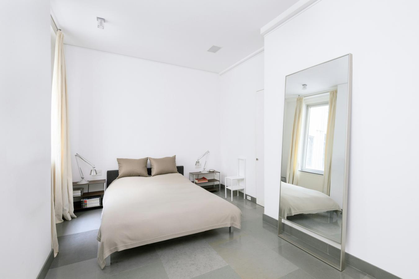 New York, New York, 10028, United States, 1 Bedroom Bedrooms, ,1 BathroomBathrooms,Residential,For Sale,1985783