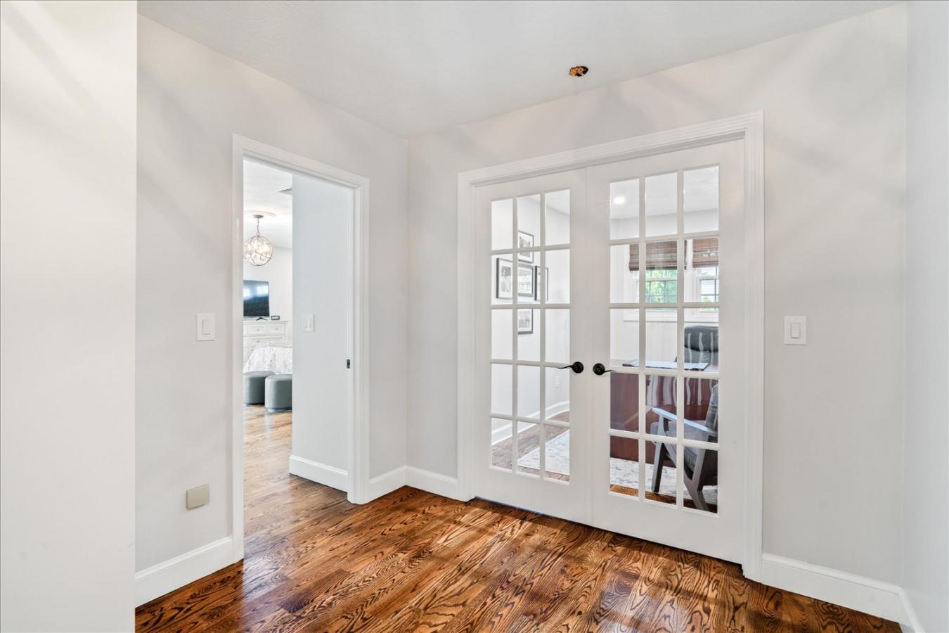 Raynham, Bristol, 02767, United States, 3 Bedrooms Bedrooms, ,2 BathroomsBathrooms,Residential,For Sale,1985781