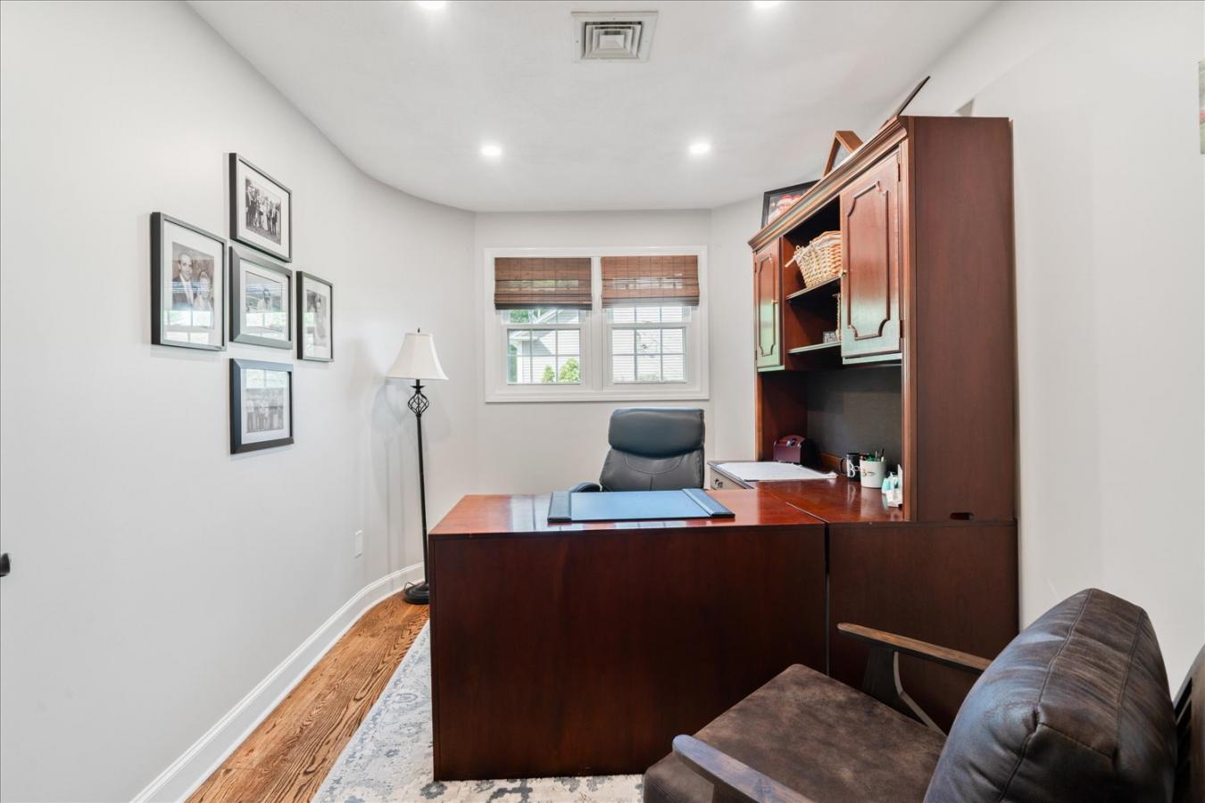 Raynham, Bristol, 02767, United States, 3 Bedrooms Bedrooms, ,2 BathroomsBathrooms,Residential,For Sale,1985781