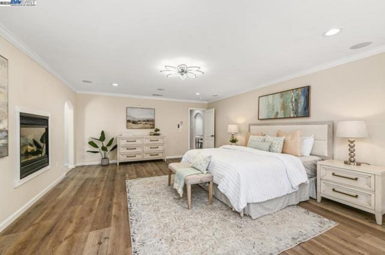 Livermore, Alameda, 94551, United States, 5 Bedrooms Bedrooms, ,3 BathroomsBathrooms,Residential,For Sale,1985777