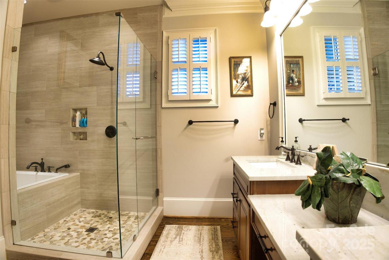 Charlotte, Mecklenburg, 28226, United States, 5 Bedrooms Bedrooms, ,4 BathroomsBathrooms,Residential,For Sale,1987174