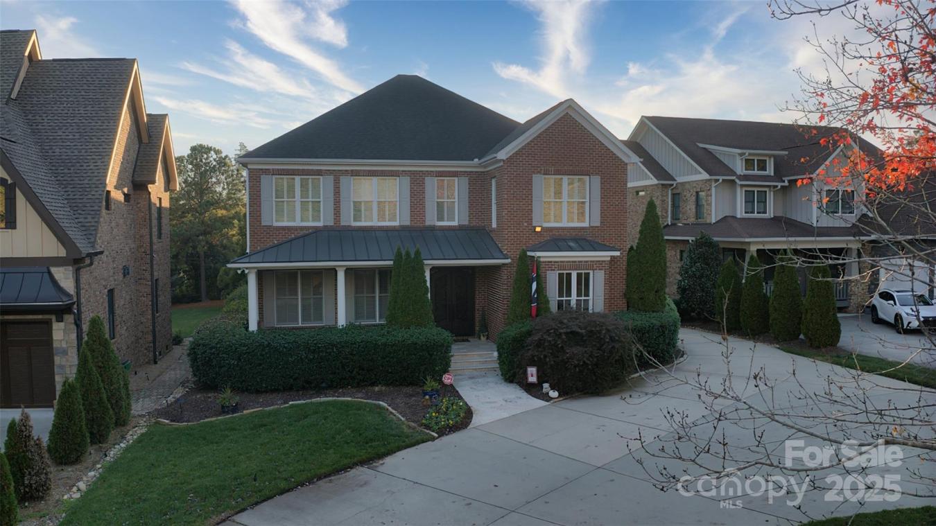 Charlotte, Mecklenburg, 28226, United States, 5 Bedrooms Bedrooms, ,4 BathroomsBathrooms,Residential,For Sale,1987174