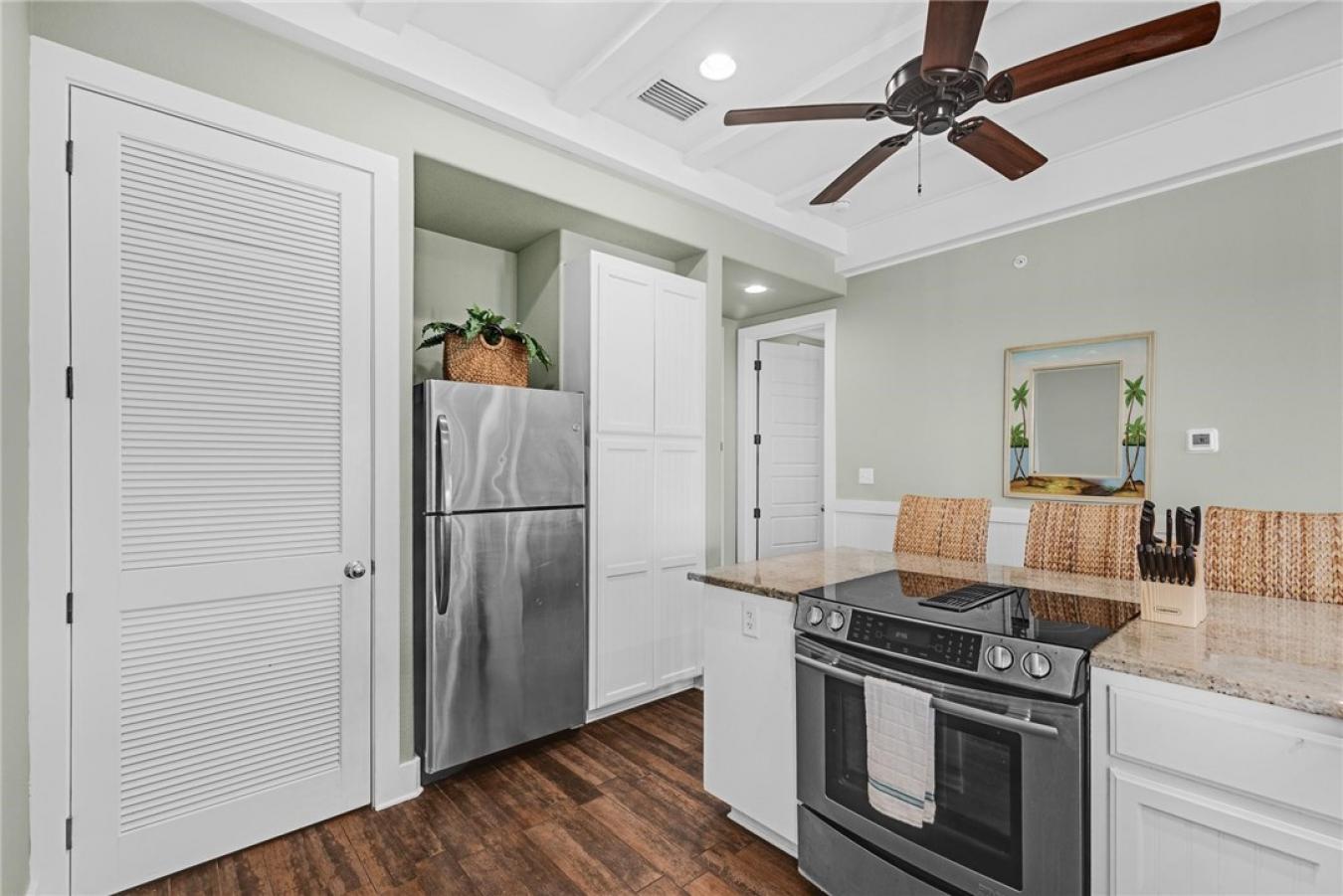 Port Aransas, Nueces, 78373, United States, 2 Bedrooms Bedrooms, ,2 BathroomsBathrooms,Residential,For Sale,1987175