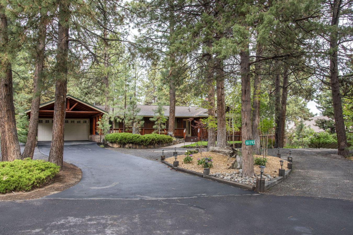 Bend, Deschutes, 97702, United States, 3 Bedrooms Bedrooms, ,3 BathroomsBathrooms,Residential,For Sale,1987165 Bend, Deschutes, 97702, United States, 3 Bedrooms Bedrooms, ,3 BathroomsBathrooms,Residential,For Sale,1987165