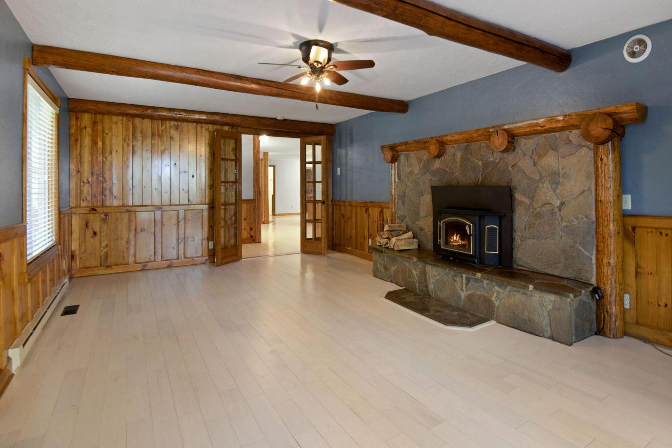 Bend, Deschutes, 97702, United States, 3 Bedrooms Bedrooms, ,3 BathroomsBathrooms,Residential,For Sale,1987165