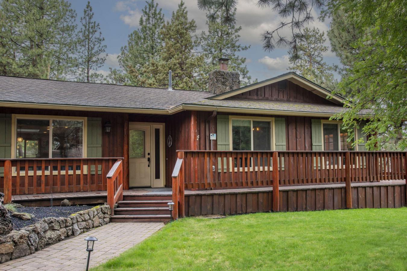 Bend, Deschutes, 97702, United States, 3 Bedrooms Bedrooms, ,3 BathroomsBathrooms,Residential,For Sale,1987165
