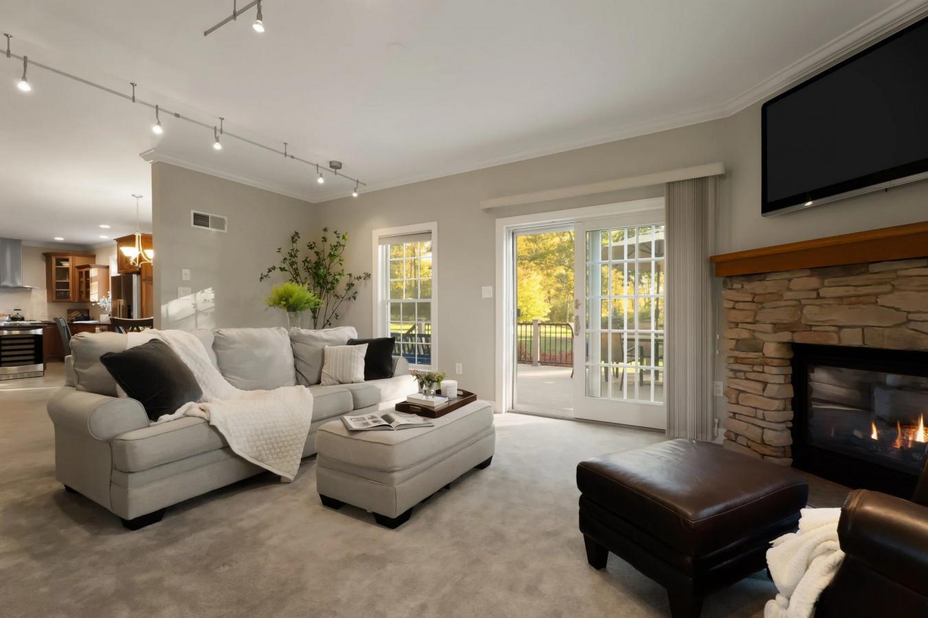 AUBURN, CAYUGA, 13152, United States, 4 Bedrooms Bedrooms, ,3 BathroomsBathrooms,Residential,For Sale,1985780