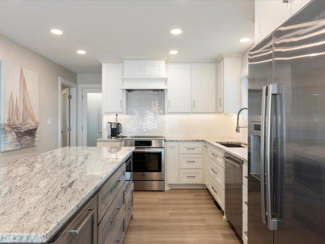 Isle, Mille Lacs, 56342, United States, 4 Bedrooms Bedrooms, ,3 BathroomsBathrooms,Residential,For Sale,1987159