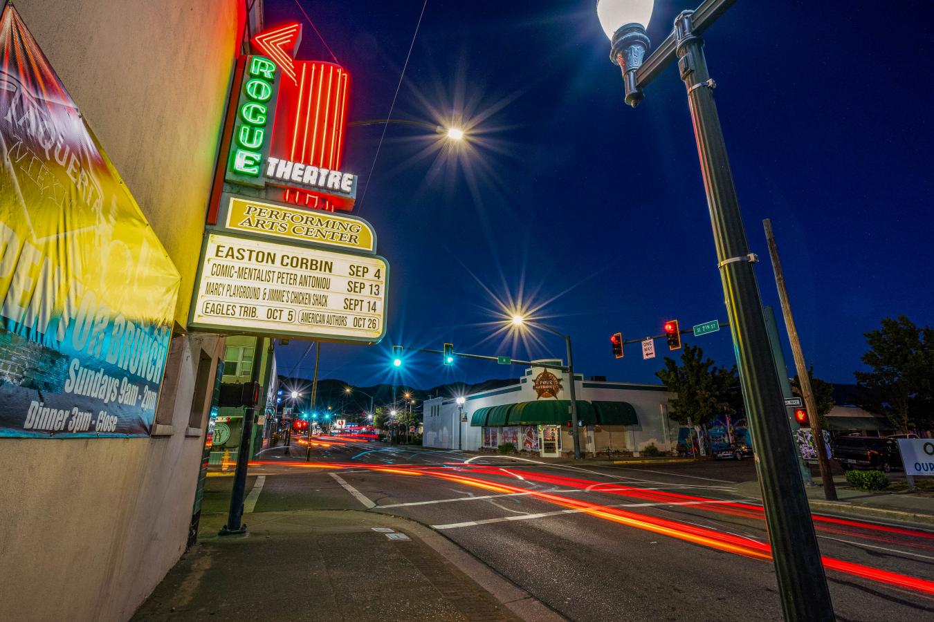 Grants Pass, Josephine, 97526, United States, ,Residential,For Sale,1987166