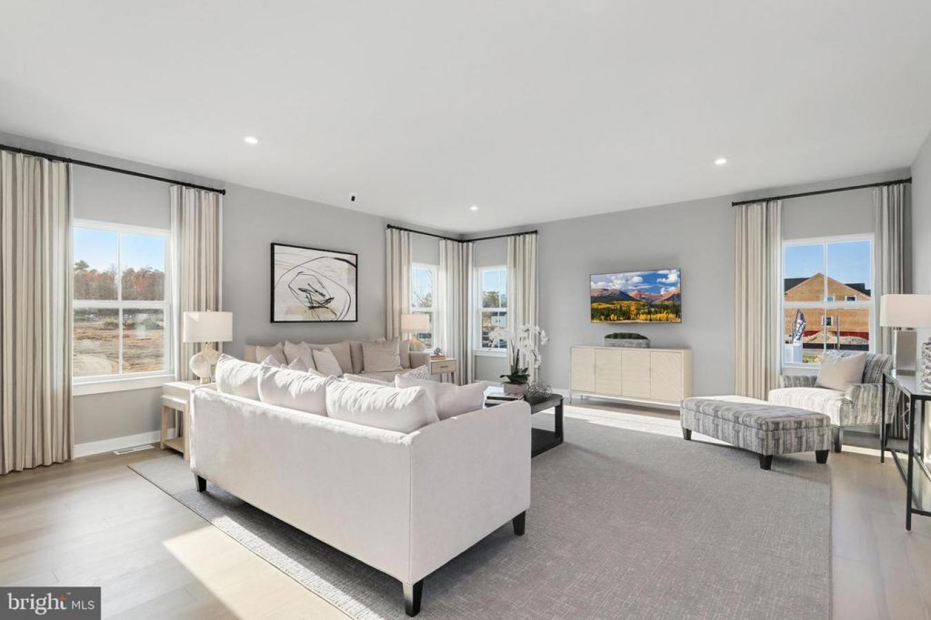 WOOLWICH TWP, GLOUCESTER, 08085, United States, 4 Bedrooms Bedrooms, ,2 BathroomsBathrooms,Residential,For Sale,1987156