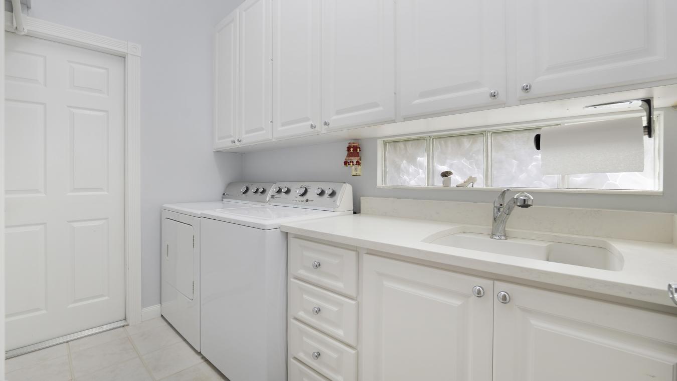 NAPLES, Collier, 34109, United States, 3 Bedrooms Bedrooms, ,2 BathroomsBathrooms,Residential,For Sale,1987152