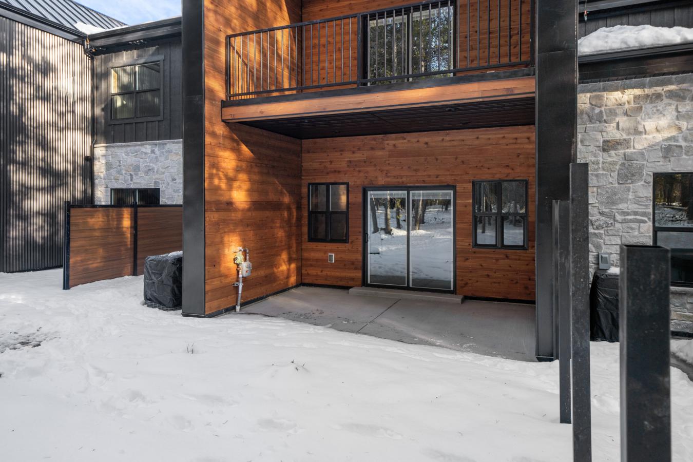 Island Park, Fremont, 83429, United States, 3 Bedrooms Bedrooms, ,3 BathroomsBathrooms,Residential,For Sale,1987146