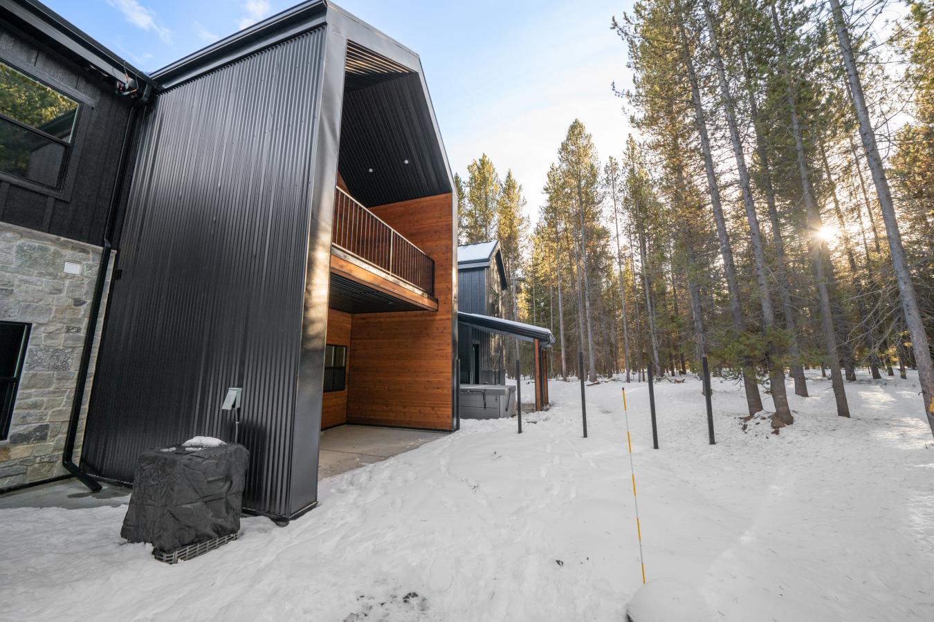 Island Park, Fremont, 83429, United States, 3 Bedrooms Bedrooms, ,3 BathroomsBathrooms,Residential,For Sale,1987146