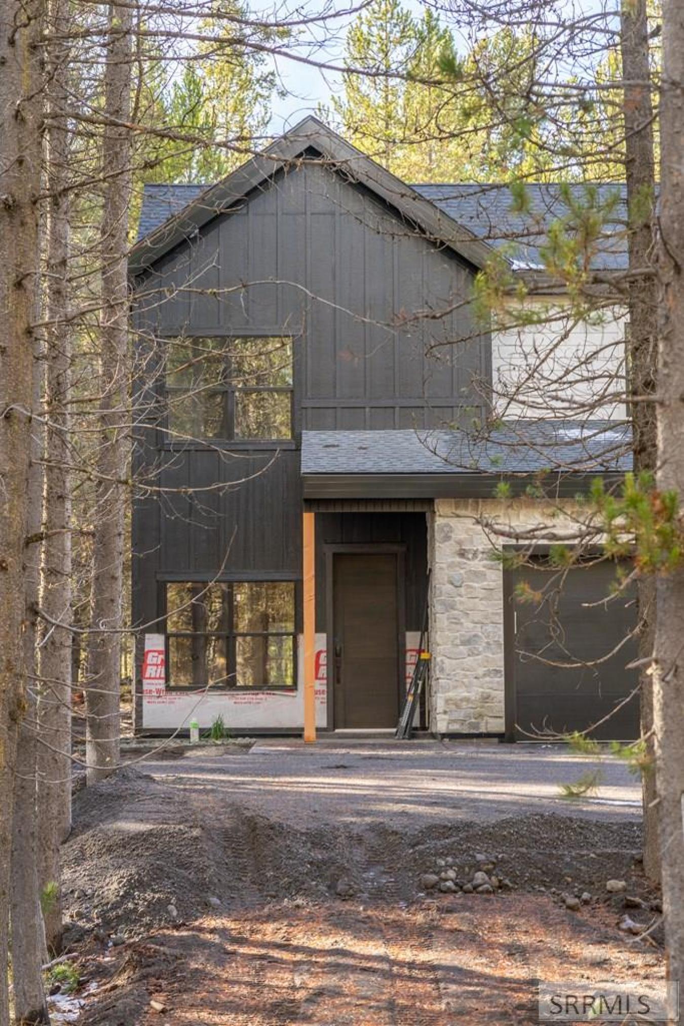 Island Park, Fremont, 83429, United States, 4 Bedrooms Bedrooms, ,3 BathroomsBathrooms,Residential,For Sale,1987144