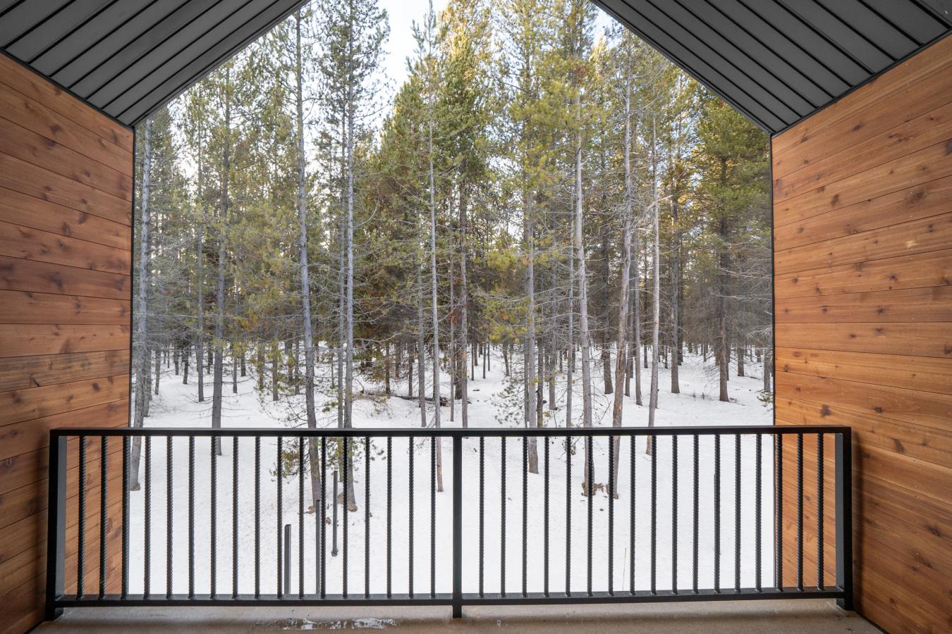 Island Park, Fremont, 83429, United States, 3 Bedrooms Bedrooms, ,3 BathroomsBathrooms,Residential,For Sale,1987143