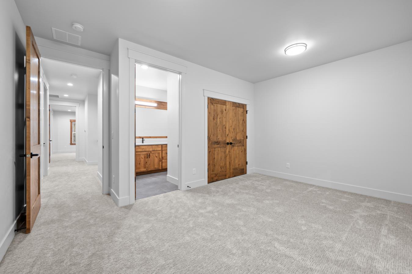 Island Park, Fremont, 83429, United States, 3 Bedrooms Bedrooms, ,3 BathroomsBathrooms,Residential,For Sale,1987143