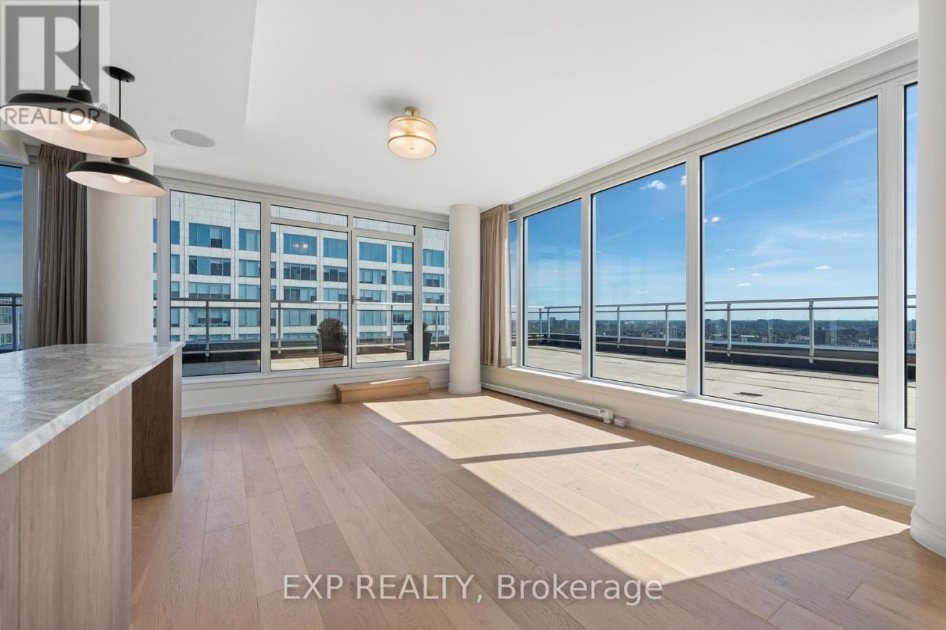 Ottawa, ON, K1N6P6, Canada, ,Residential,For Sale,1987142