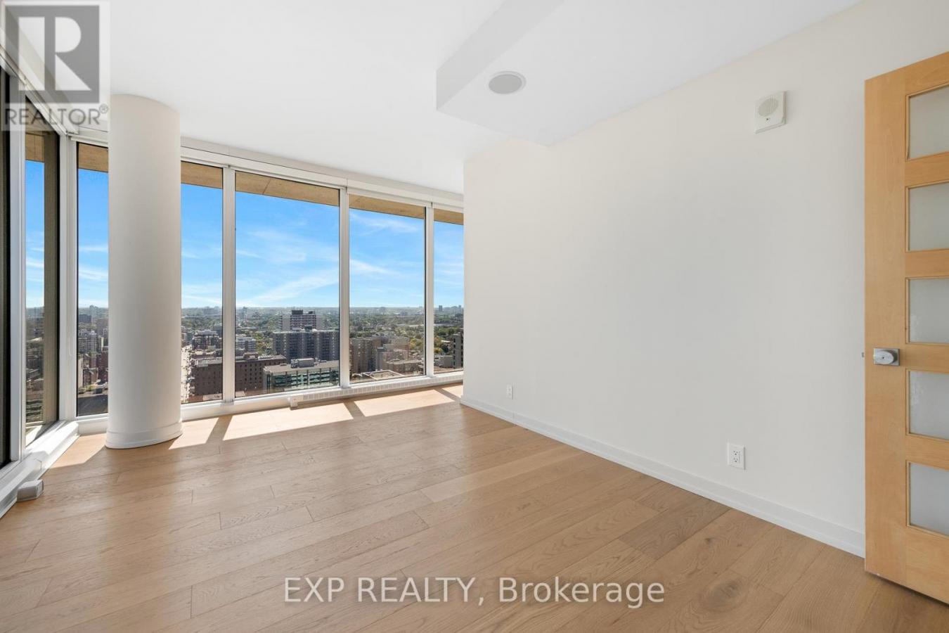 Ottawa, ON, K1N6P6, Canada, ,Residential,For Sale,1987142