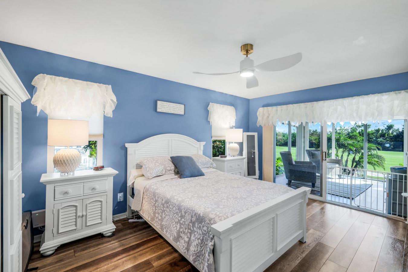 Sanibel, Lee, 33957, United States, 3 Bedrooms Bedrooms, ,1 BathroomBathrooms,Residential,For Sale,1987140