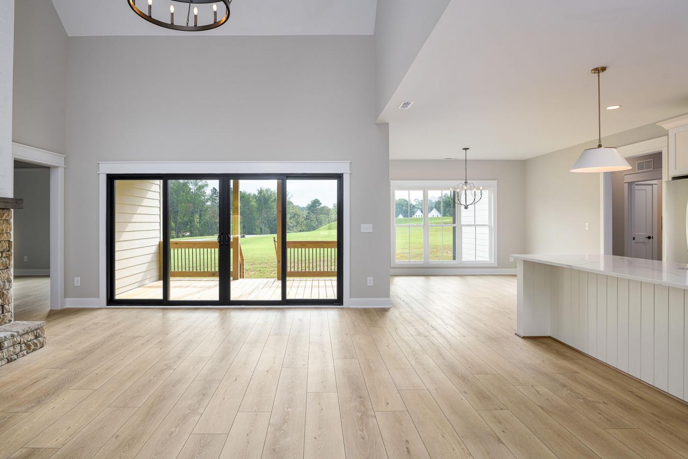 Winston-Salem, Forsyth, 27101, United States, 4 Bedrooms Bedrooms, ,3 BathroomsBathrooms,Residential,For Sale,1987141