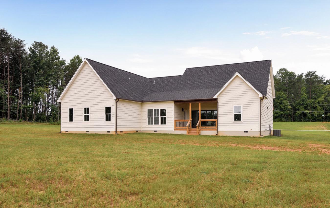 Winston-Salem, Forsyth, 27101, United States, 4 Bedrooms Bedrooms, ,3 BathroomsBathrooms,Residential,For Sale,1987141