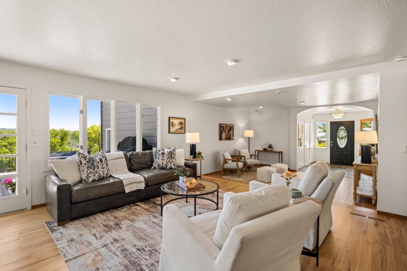 El Dorado Hills, El Dorado, 95762, United States, 5 Bedrooms Bedrooms, ,3 BathroomsBathrooms,Residential,For Sale,1987137