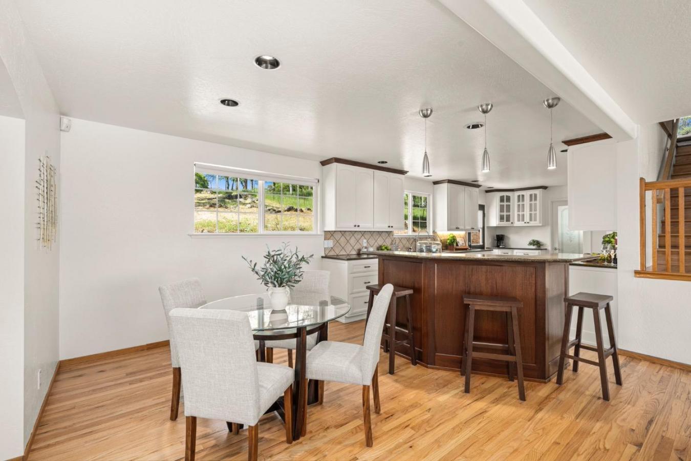 El Dorado Hills, El Dorado, 95762, United States, 5 Bedrooms Bedrooms, ,3 BathroomsBathrooms,Residential,For Sale,1987137