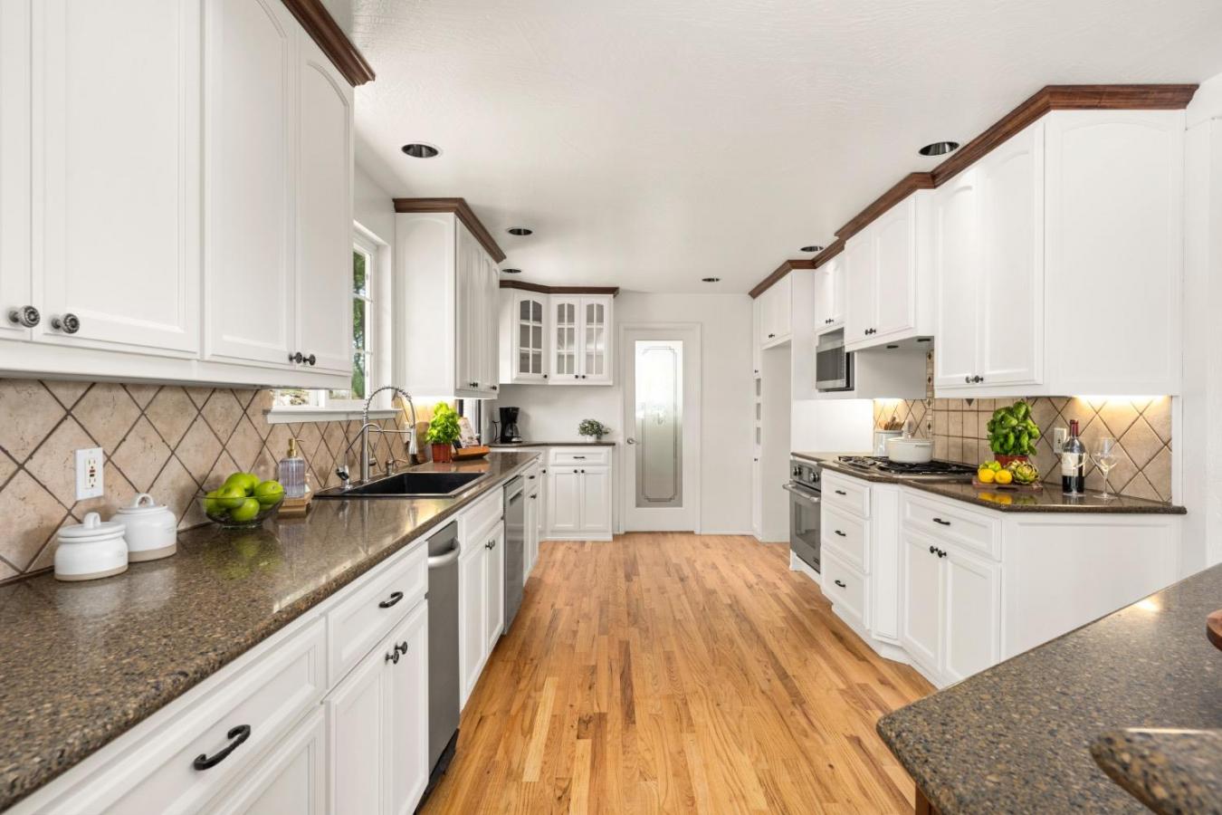 El Dorado Hills, El Dorado, 95762, United States, 5 Bedrooms Bedrooms, ,3 BathroomsBathrooms,Residential,For Sale,1987137