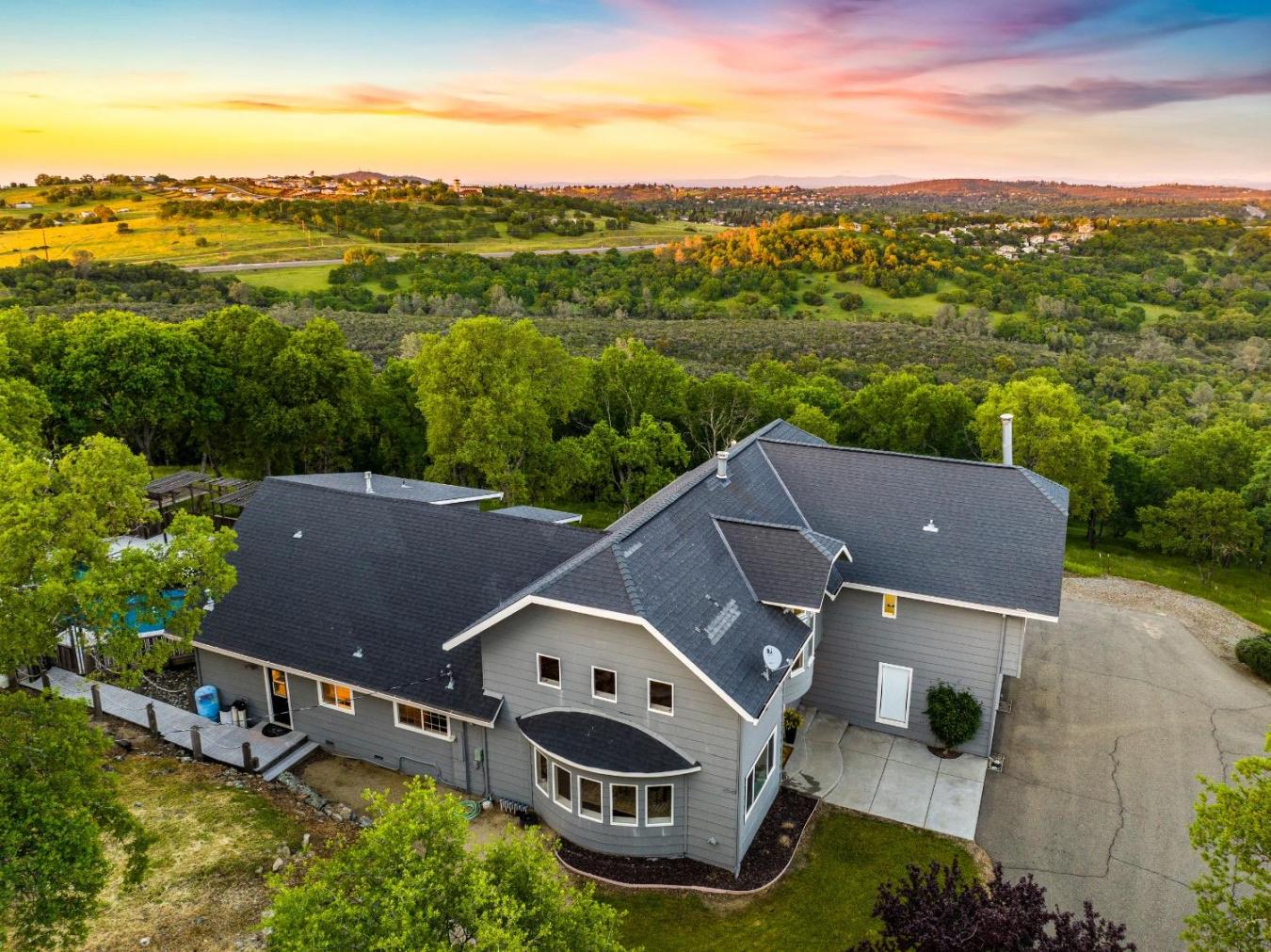 El Dorado Hills, El Dorado, 95762, United States, 5 Bedrooms Bedrooms, ,3 BathroomsBathrooms,Residential,For Sale,1987137