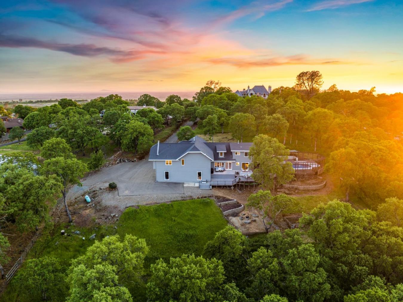 El Dorado Hills, El Dorado, 95762, United States, 5 Bedrooms Bedrooms, ,3 BathroomsBathrooms,Residential,For Sale,1987137