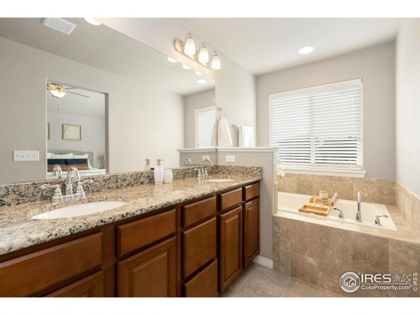 Windsor, Weld, 80550, United States, 5 Bedrooms Bedrooms, ,3 BathroomsBathrooms,Residential,For Sale,1987136