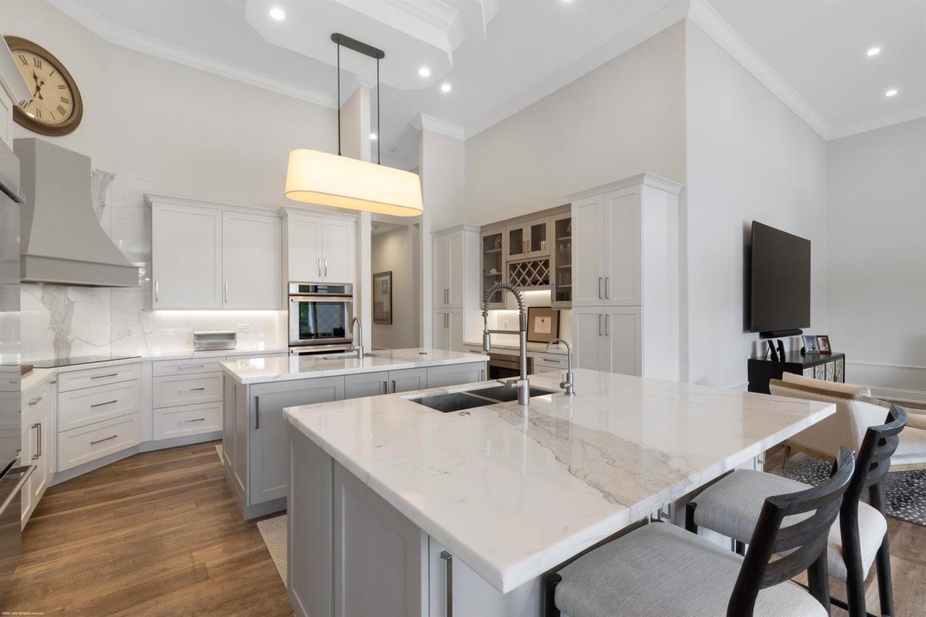 Wellington, Palm Beach, 33414, United States, 4 Bedrooms Bedrooms, ,5 BathroomsBathrooms,Residential,For Sale,1987135