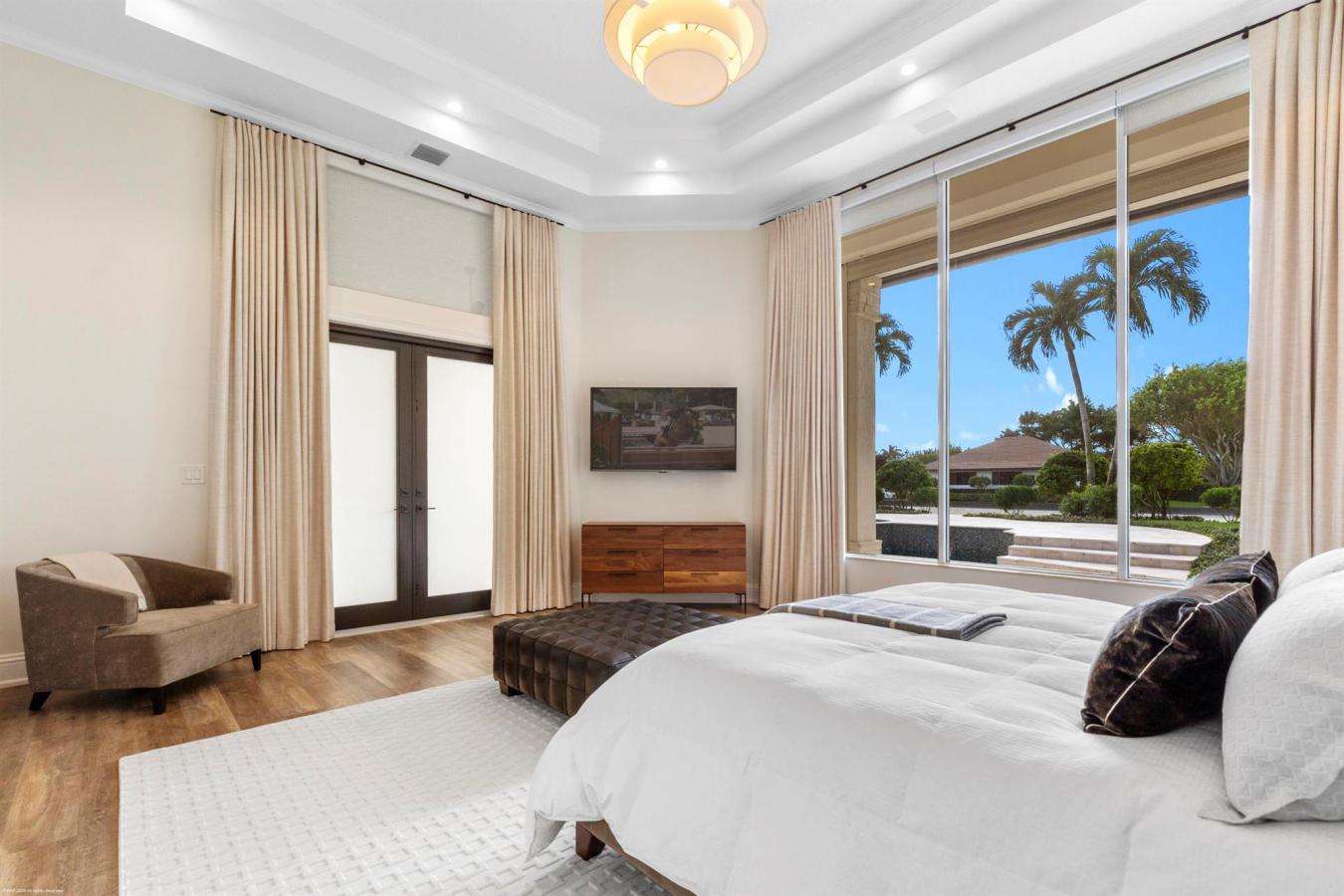 Wellington, Palm Beach, 33414, United States, 4 Bedrooms Bedrooms, ,5 BathroomsBathrooms,Residential,For Sale,1987135