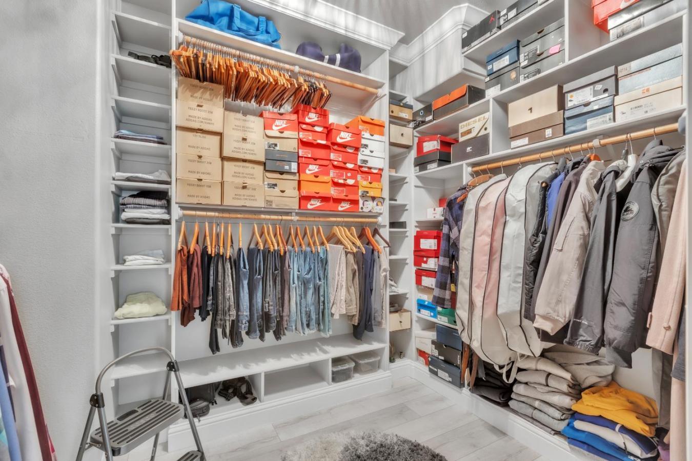 Sacramento, Sacramento, 95835, United States, 5 Bedrooms Bedrooms, ,3 BathroomsBathrooms,Residential,For Sale,1987464