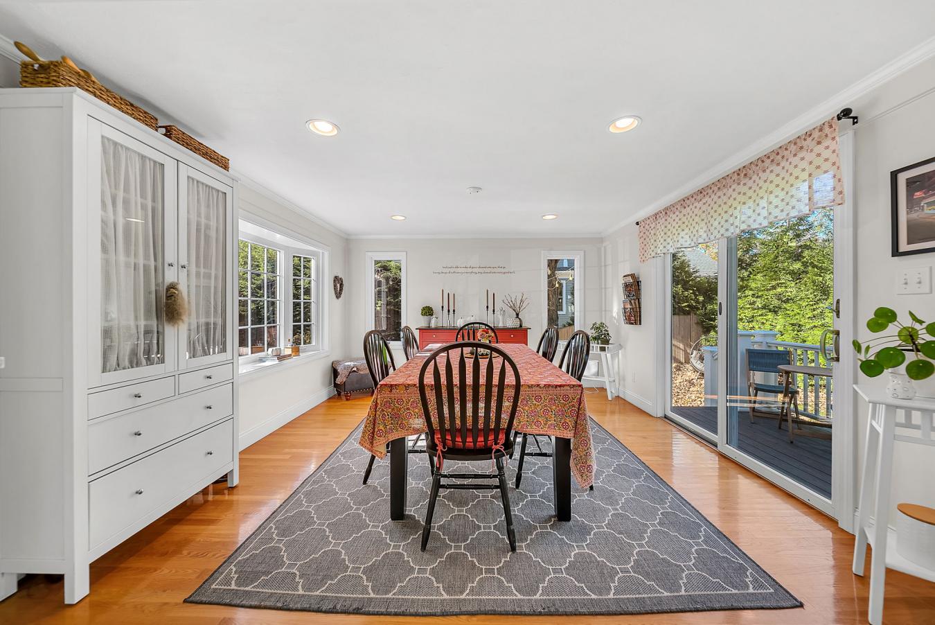 Wellesley, Norfolk, 12481, United States, 4 Bedrooms Bedrooms, ,2 BathroomsBathrooms,Residential,For Sale,1988679