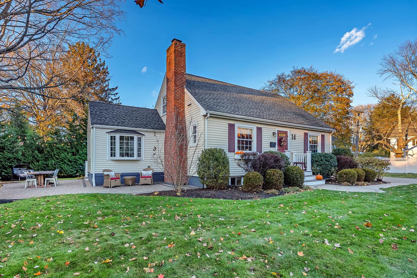 Wellesley, Norfolk, 12481, United States, 4 Bedrooms Bedrooms, ,2 BathroomsBathrooms,Residential,For Sale,1988679