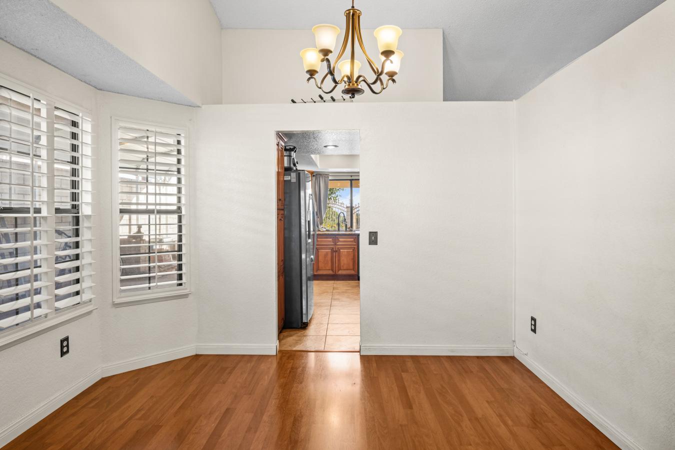 Highland, San Bernardino, 92346, United States, 4 Bedrooms Bedrooms, ,2 BathroomsBathrooms,Residential,For Sale,1987132