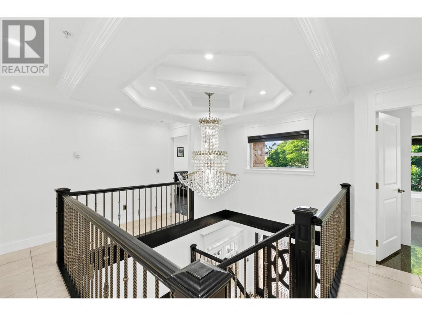 Vancouver, BC, V5X2C4, Canada, 8 Bedrooms Bedrooms, ,8 BathroomsBathrooms,Residential,For Sale,1987463