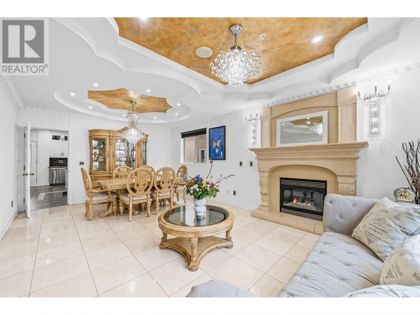 Vancouver, BC, V5X2C4, Canada, 8 Bedrooms Bedrooms, ,8 BathroomsBathrooms,Residential,For Sale,1987463