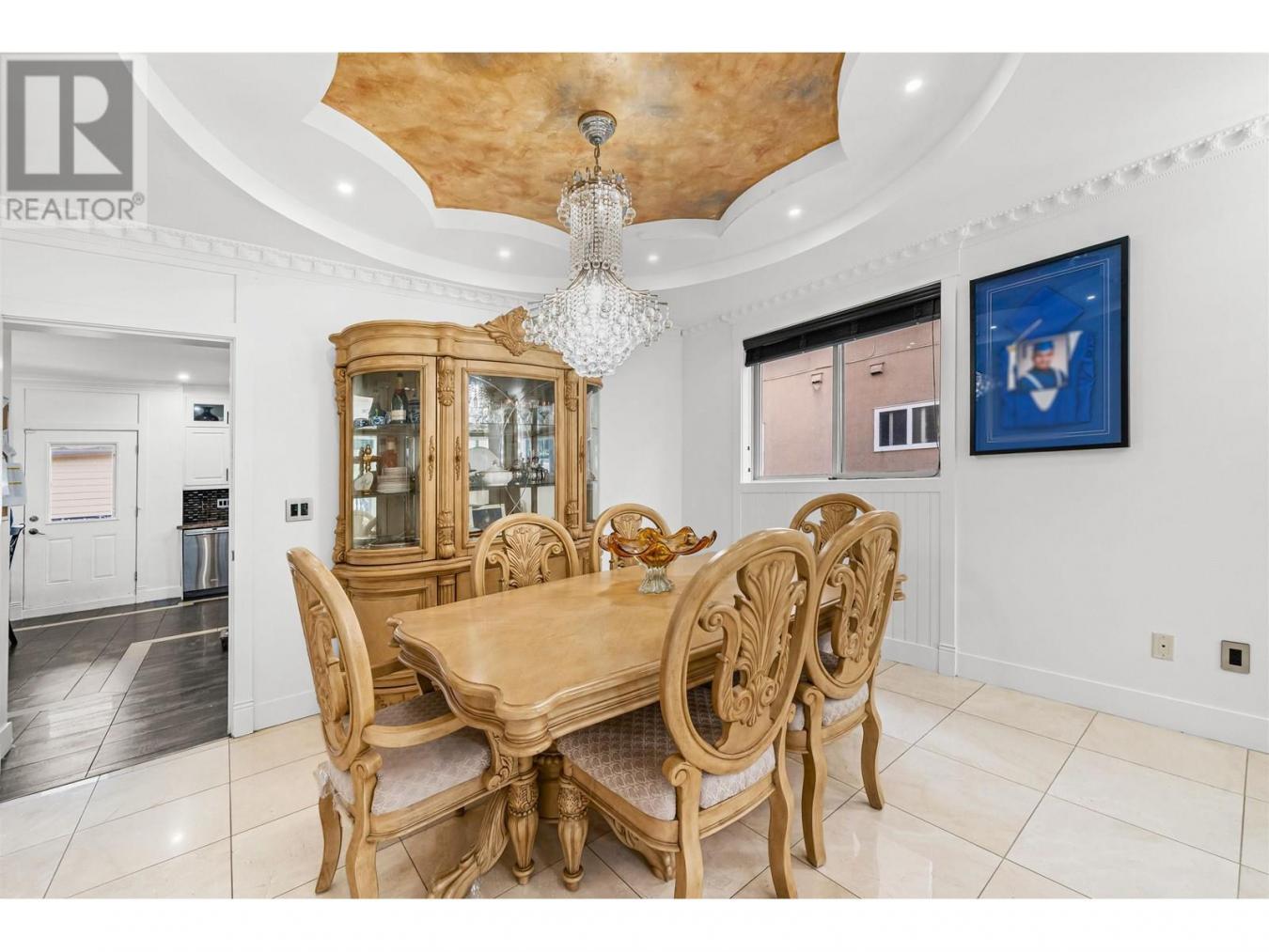 Vancouver, BC, V5X2C4, Canada, 8 Bedrooms Bedrooms, ,8 BathroomsBathrooms,Residential,For Sale,1987463