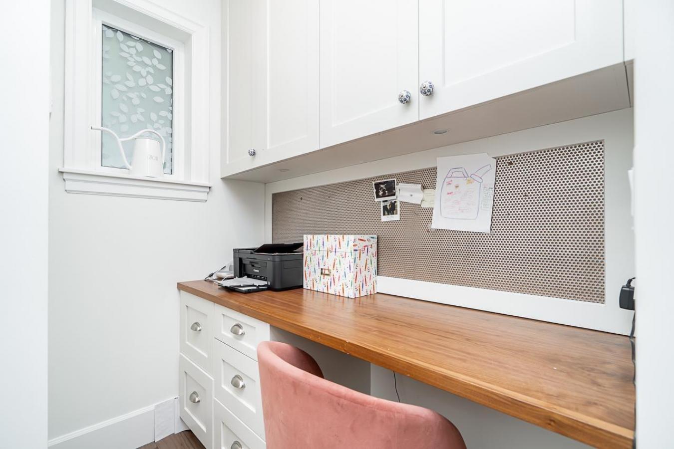 Surrey, BC, V3Z0N8, Canada, 5 Bedrooms Bedrooms, ,4 BathroomsBathrooms,Residential,For Sale,1987462