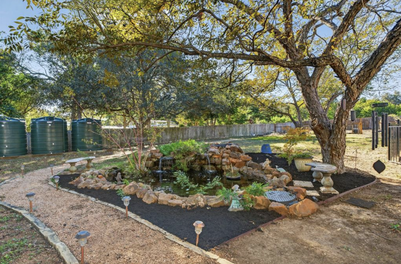 Austin, Travis, 78745, United States, 6 Bedrooms Bedrooms, ,54 BathroomsBathrooms,Residential,For Sale,1987461