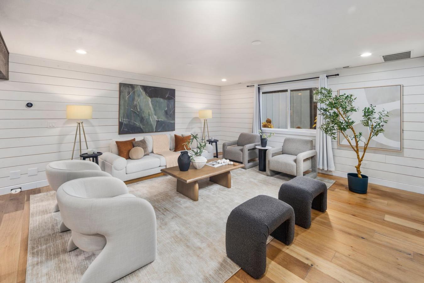 Redmond, King, 98053, United States, 4 Bedrooms Bedrooms, ,2 BathroomsBathrooms,Residential,For Sale,1987460