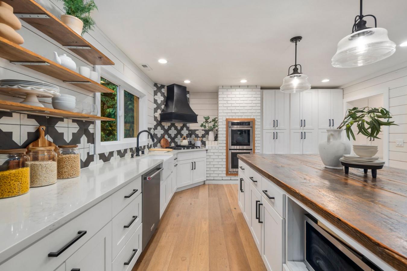 Redmond, King, 98053, United States, 4 Bedrooms Bedrooms, ,2 BathroomsBathrooms,Residential,For Sale,1987460