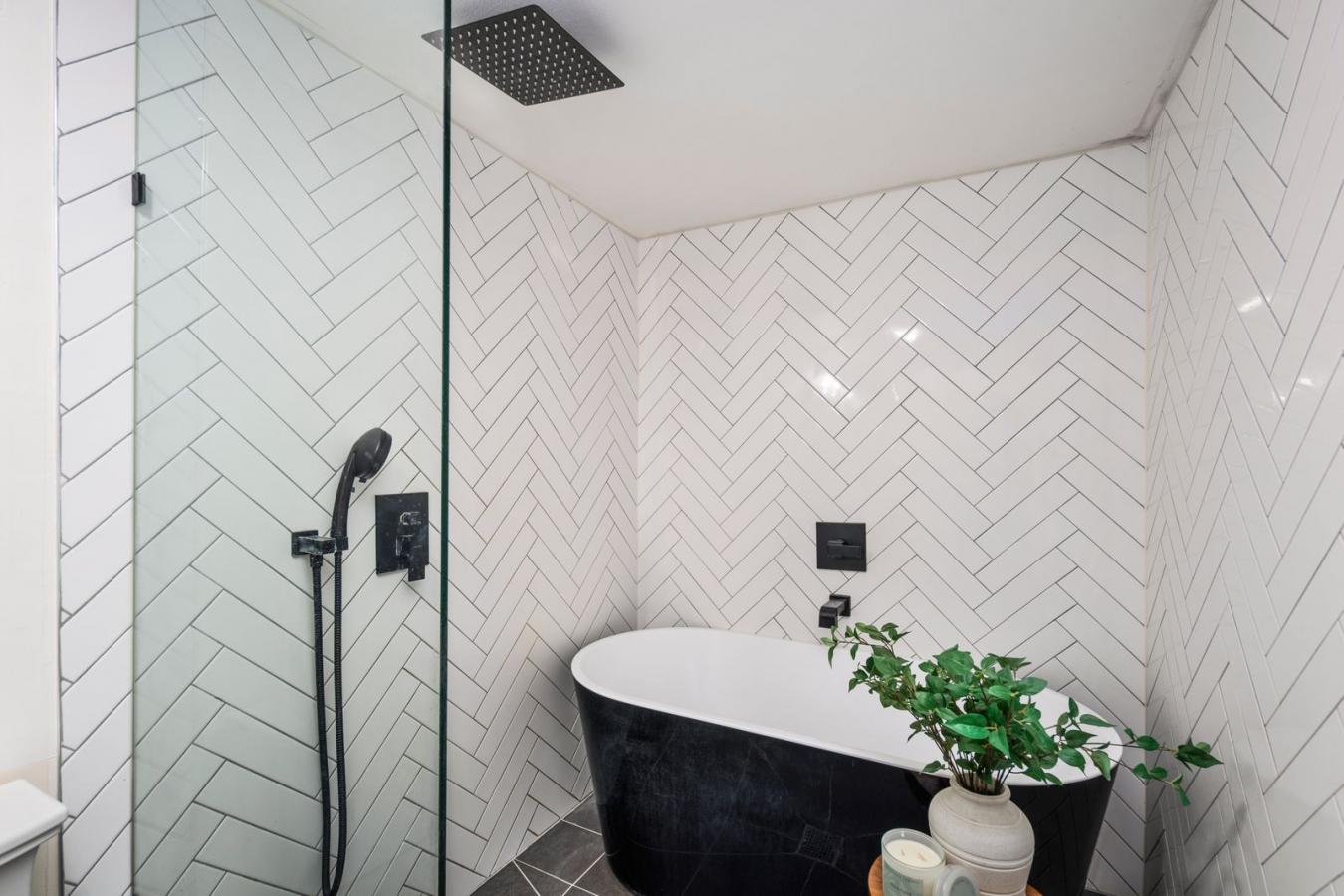 Redmond, King, 98053, United States, 4 Bedrooms Bedrooms, ,2 BathroomsBathrooms,Residential,For Sale,1987460