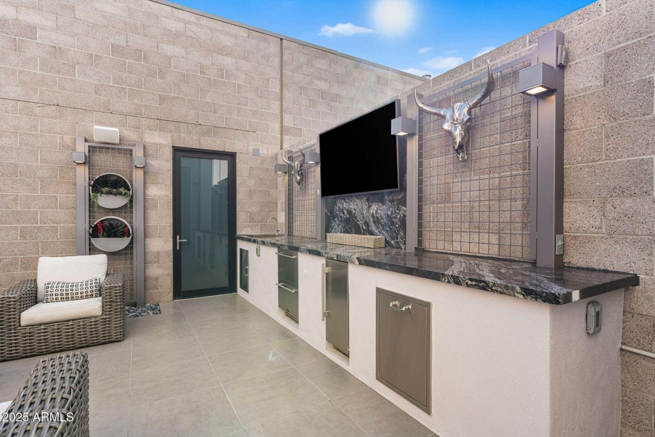 Scottsdale, Arizona, 85251, United States, 3 Bedrooms Bedrooms, ,3 BathroomsBathrooms,Residential,For Sale,1987131