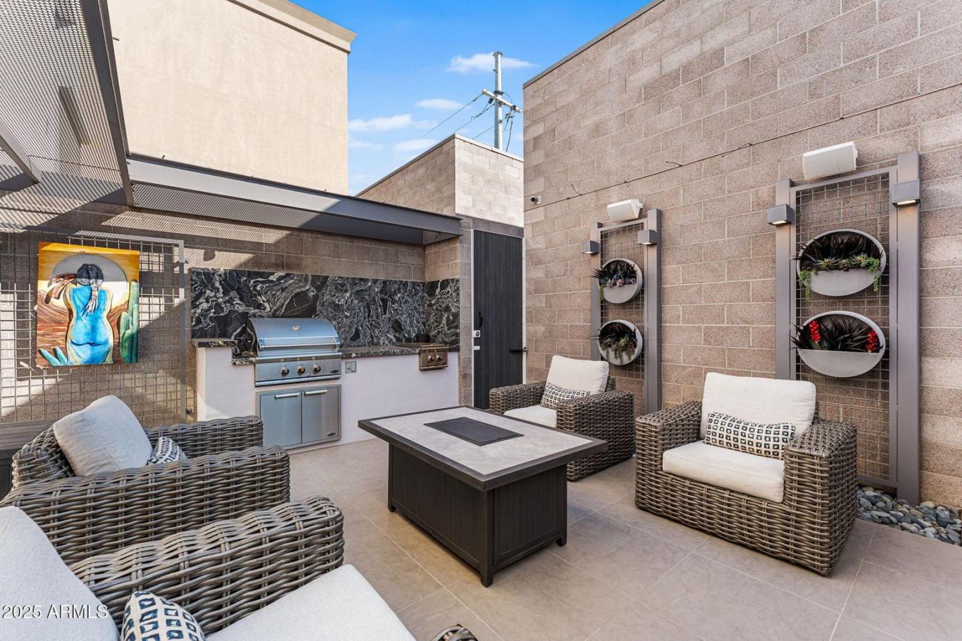 Scottsdale, Arizona, 85251, United States, 3 Bedrooms Bedrooms, ,3 BathroomsBathrooms,Residential,For Sale,1987131